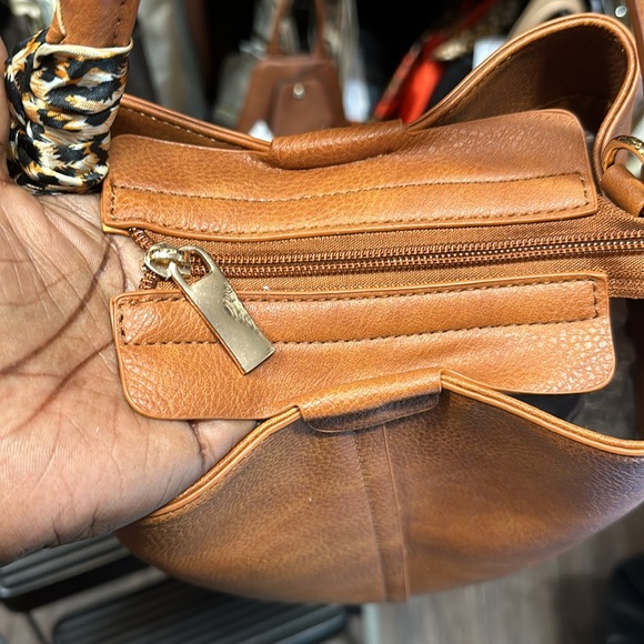 A beautiful Vegan handbag color Rust - Picture 6 of 16